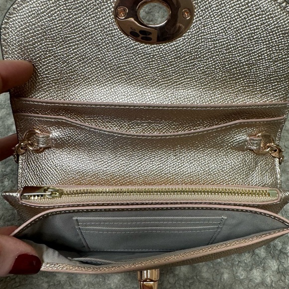 NWT Metallic Rose Gold Coach Wallet/Crossbody Purse - Picture 6 of 9